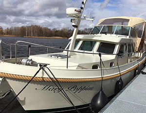 Linssen 34.9 Mary Poppins Bug-Backbordseite