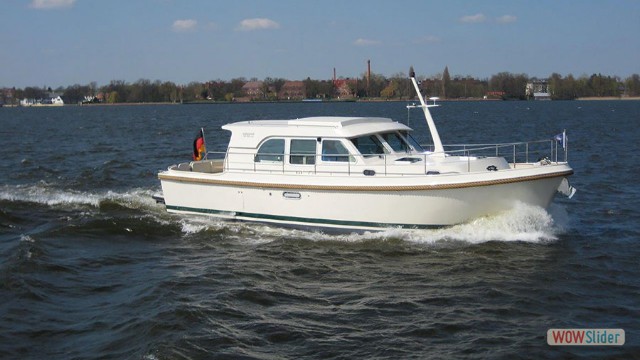 GrandSturdy-40-9-sedan-Fahrt2