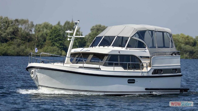 Linssen-35-SL-AC-Fahrt-m-Verdeck