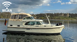 Linssen GS 35 AC »Ella« in Fahrt von links nach rechts